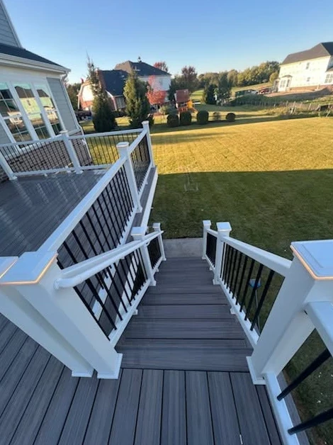 Outdoor Living Deck in Hawthorn Woods: deck staircase and railing