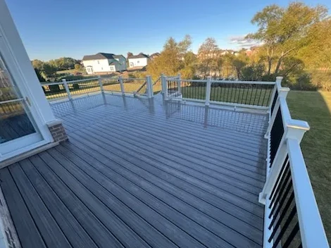 Outdoor Living Deck in Hawthorn Woods: finished deck details